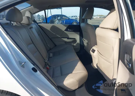 2015 Honda Accord Ex-L V-6 z USA, uszkodzony, nr VIN 1HGCR3F87FA012734